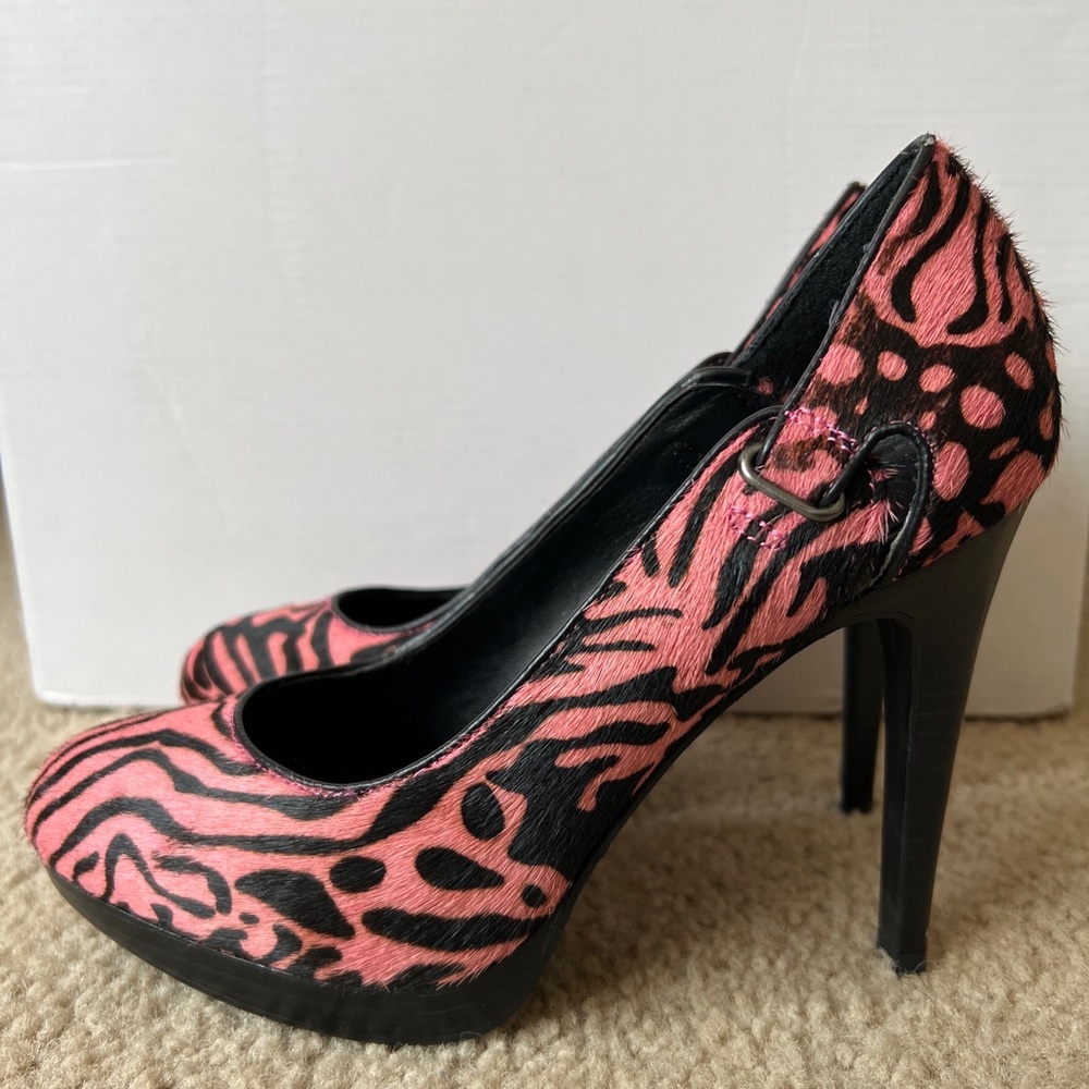 BCBG Hot Pink Pony Hair Animal Print Heels Size 7 - Playboy SEXY!